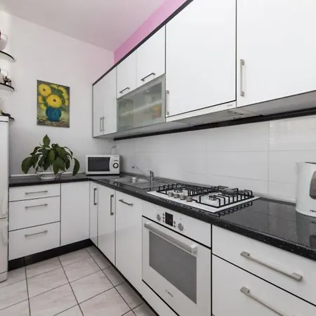 Stipe Apartment *