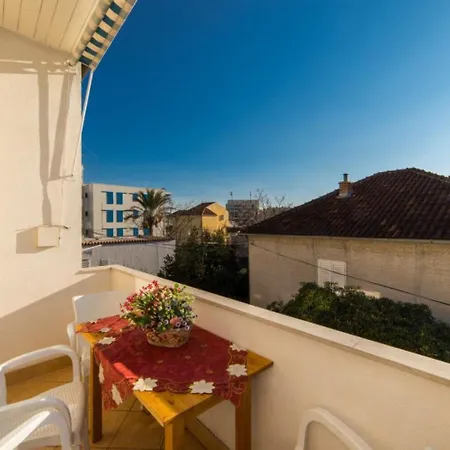 Stipe Apartment Makarska